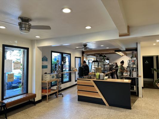 Alpaca Coffee & Tea by null