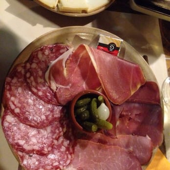 Pain Vin Fromages - Fondue Near Me - Paris, 75 Pain Vin Fromages - Fondue Near Me - Paris, 75