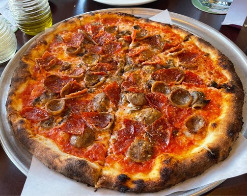 Tony's Pizzeria Teatro by null