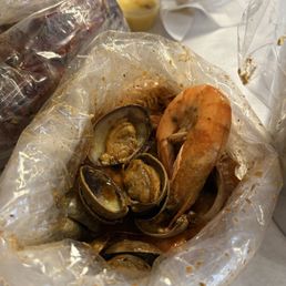 1 pound clams 1/2 pound shrimp head on