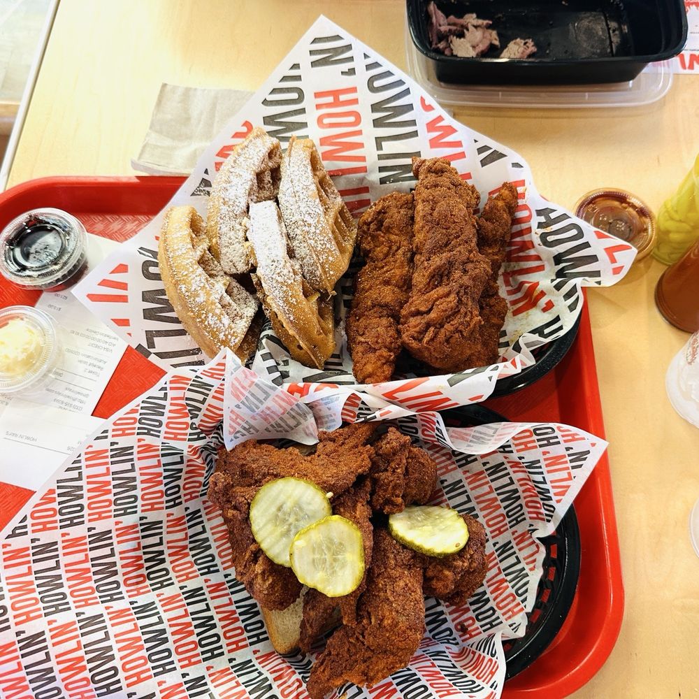 Howlin' Ray's - Chicken and waffle, wings - Southern Near Me - Pasadena, California Howlin' Ray's - Chicken and waffle, wings - Southern Near Me - Pasadena, California