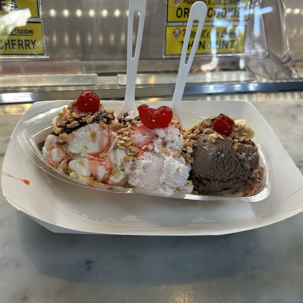 Mitchells Ice Cream - Banana Split - Ice Cream & Frozen Yogurt Near Me - San Francisco, California Mitchells Ice Cream - Banana Split - Ice Cream & Frozen Yogurt Near Me - San Francisco, California