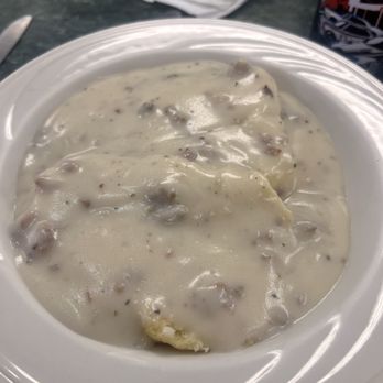 Nick and J's Cafe - Biscuits And sausage gravy - American Near Me - Knoxville, Tennessee