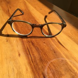 My wife's most recent pair of glasses from eye to eye My wife's most recent pair of glasses from eye to eye