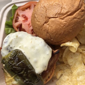 Cafe Kula - Pele's burger - New American Near Me - Wailea, Hawaii