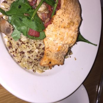 BJ's Restaurant & Brewhouse - Quinoa Bowl with Salmon and Mash potatoes on the side (small salmon portion and very dry) - New American Near Me - Valley Stream, New York
