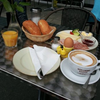 Café Goldig - Cafes Near Me - Hürth, NW