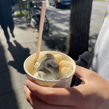 Indigo Cow - Swirl with soybean flour and mochi - Ice Cream & Frozen Yogurt Near Me - Seattle, Washington Indigo Cow - Swirl with soybean flour and mochi - Ice Cream & Frozen Yogurt Near Me - Seattle, Washington