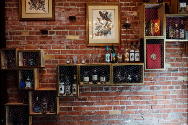 Acme Bar & Company by null