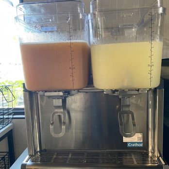 The Greenhouse Bar - Fruit tea & Lemonade (both delicious drinks.) - Bars Near Me - Nashville, Tennessee