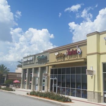 Painting with a Twist - Paint & Sip Near Me - Clermont, Florida Painting with a Twist - Paint & Sip Near Me - Clermont, Florida