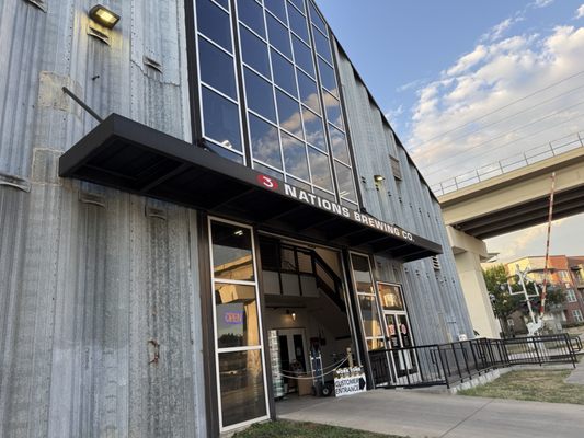 3 Nations Brewing by null