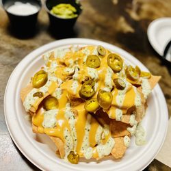Mad Beach Craft Brewing - Tom's Pork Pullin' Nachos