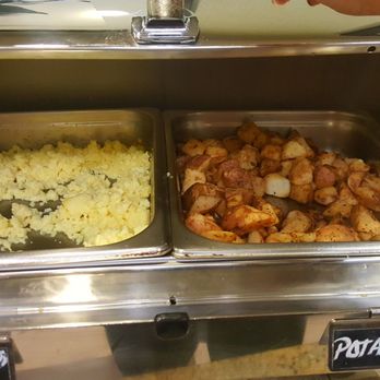 Hampton Inn Visalia - Hotels Near Me - Visalia, California