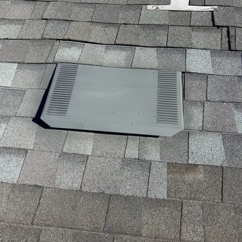 Mexican Roofer - New vent - Roofing Near Me Mexican Roofer - New vent - Roofing Near Me