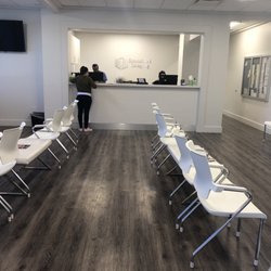 SimonMed Imaging - Laguna Hills - Front lobby/ Front Desk