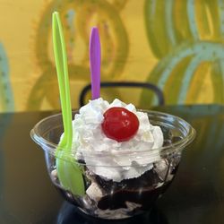 Desert Swirl Frozen Yogurt