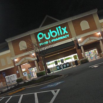 Publix - the front of a publix store at night - Grocery Near Me - Acworth, Georgia