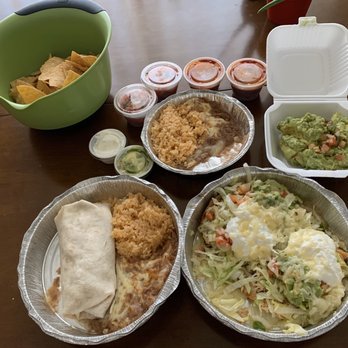 Murrietas - Chicken burrito combo, tostados with chicken combo and also salsa, guacamole and homemade chips! - Mexican Near Me - Sparks, Nevada Murrietas - Chicken burrito combo, tostados with chicken combo and also salsa, guacamole and homemade chips! - Mexican Near Me - Sparks, Nevada