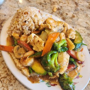 Lucky Dragon Restaurant - Ocean shores chow yuk it was delicious! - Chinese Near Me - Ocean Shores, Washington