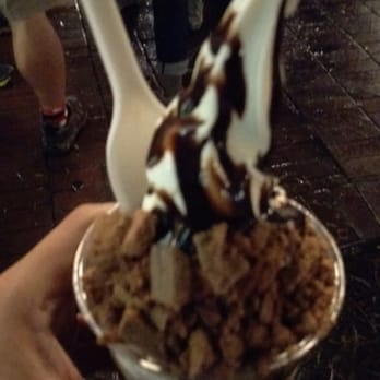 Soft Peaks - Mudslide soft serve! Chocolate lovers rejoice! - Ice Cream & Frozen Yogurt Near Me - Vancouver, British Columbia Soft Peaks - Mudslide soft serve! Chocolate lovers rejoice! - Ice Cream & Frozen Yogurt Near Me - Vancouver, British Columbia