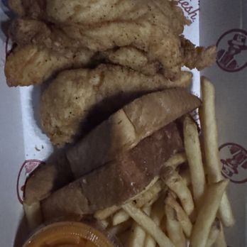 Slim Chickens - 4 pc with toast and fries. - Salad Near Me - North Las Vegas, Nevada Slim Chickens - 4 pc with toast and fries. - Salad Near Me - North Las Vegas, Nevada