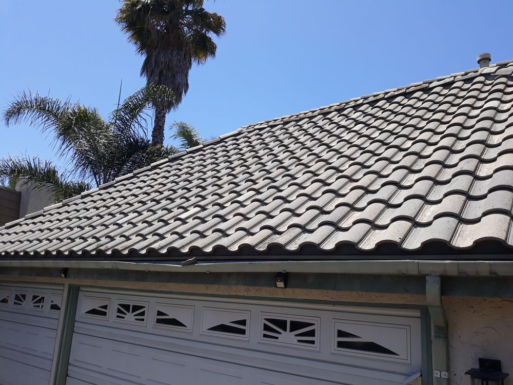 Slide of Everlasting Roofing Corp