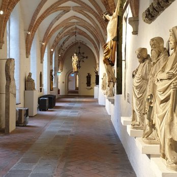 Museumsquartier St. Annen - Skulpturen - Art Museums Near Me - Lübeck, SH Museumsquartier St. Annen - Skulpturen - Art Museums Near Me - Lübeck, SH