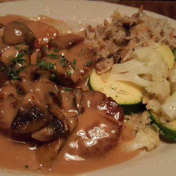 The Earle Restaurant - Scallops - Wine Bars Near Me - Ann Arbor, Michigan