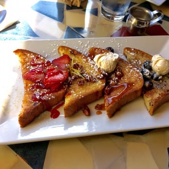 Batter & Berries - Lord have mercy, these French toast are glorious - Breakfast & Brunch Near Me - Chicago, Illinois
