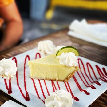 Hobo's Cafe - Key Lime Pie - New American Near Me - Key Largo, Florida