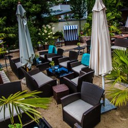 Steff 's Lounge & Beach