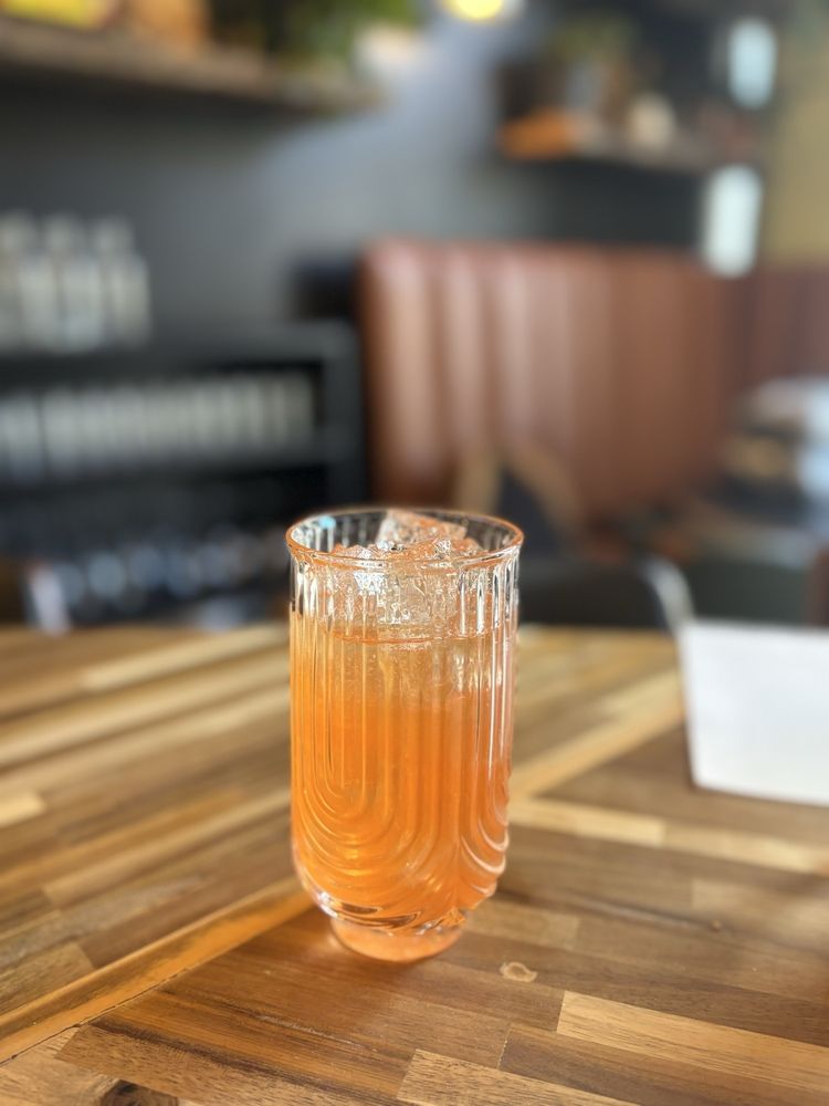 Olivia Cocktail & Oyster Bar