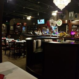 View of the bar from our cozy booth on a Sunday evening.