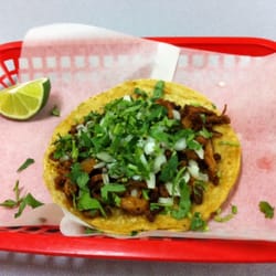 La Esquinita de Oro - Taco al Pastor