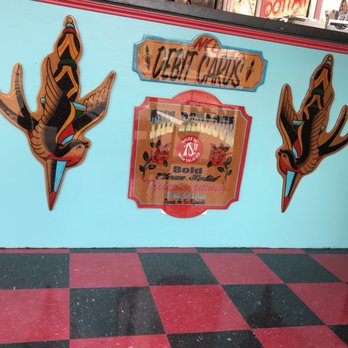 The Parlour Tattoo - Tattoo Near Me - Eugene, Oregon
