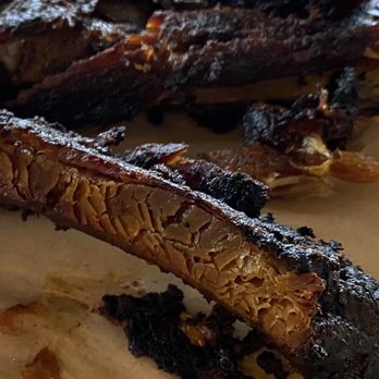 Off the Bone BBQ + Ribhouse - LOOK AT HOW SUPER CRACKED AND DRY THE MEAT IS!!! I still can't believe they served this crap to us! - Barbeque Near Me - Naples, Florida Off the Bone BBQ + Ribhouse - LOOK AT HOW SUPER CRACKED AND DRY THE MEAT IS!!! I still can't believe they served this crap to us! - Barbeque Near Me - Naples, Florida