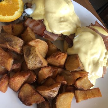 McKay Cottage Restaurant - American Near Me - Bend, Oregon