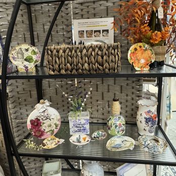 Inlet Queens - Booth MKC - Home Decor Near Me - Murrells Inlet, South Carolina Inlet Queens - Booth MKC - Home Decor Near Me - Murrells Inlet, South Carolina