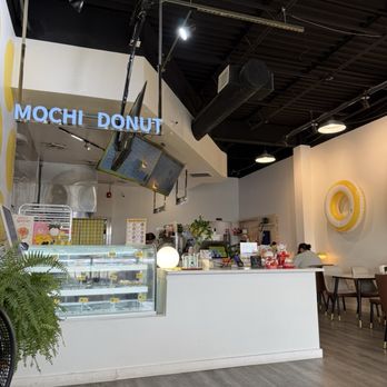 Tealux Cafe - Bubble Tea Near Me - Virginia Beach, Virginia