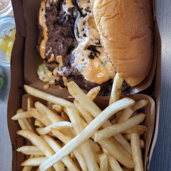 Double N Up - Double Up Smash Burger and Double Fries - Burgers Near Me - Los Angeles, California