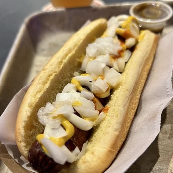 Luchador Brewing - Luchador dog w/ bacon - Breweries Near Me - Cathedral City, California