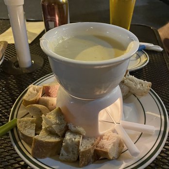 Black Mountain Wine House - Fondue - Wine Bars Near Me - St. Louis, Missouri