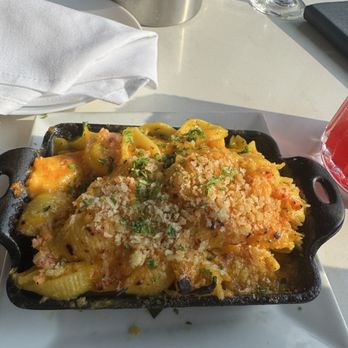 Vistamar - Lobster Mac and Cheese - Seafood Near Me - Bronx, New York