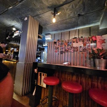Viana - inside - Spanish Near Me - Barcelona, B Viana - inside - Spanish Near Me - Barcelona, B