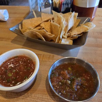 El Mirasol - Chips, salsa and hot salsa - Mexican Near Me - Palm Springs, California El Mirasol - Chips, salsa and hot salsa - Mexican Near Me - Palm Springs, California