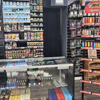 EAZY A SMOKE & VAPE - Updated June 2026 - 22 Photos - 1169 Harlow Rd,  Springfield, Oregon - Vape Shops - Phone Number