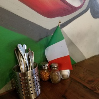 Il Pizzaiolo Wood-fired Pizza - Pizza Near Me - Loomis, California