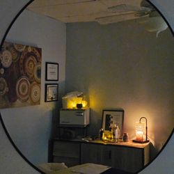 Seal Beach Massage & Wellness - Treatment room