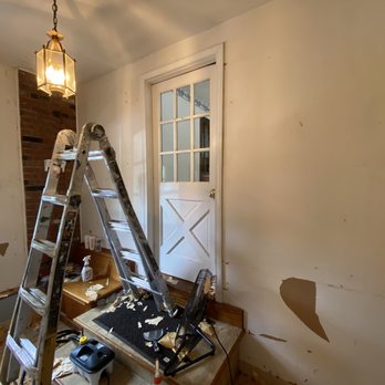 Bristles and Brushes Painting - Painters Near Me - Greenfield, Massachusetts Bristles and Brushes Painting - Painters Near Me - Greenfield, Massachusetts